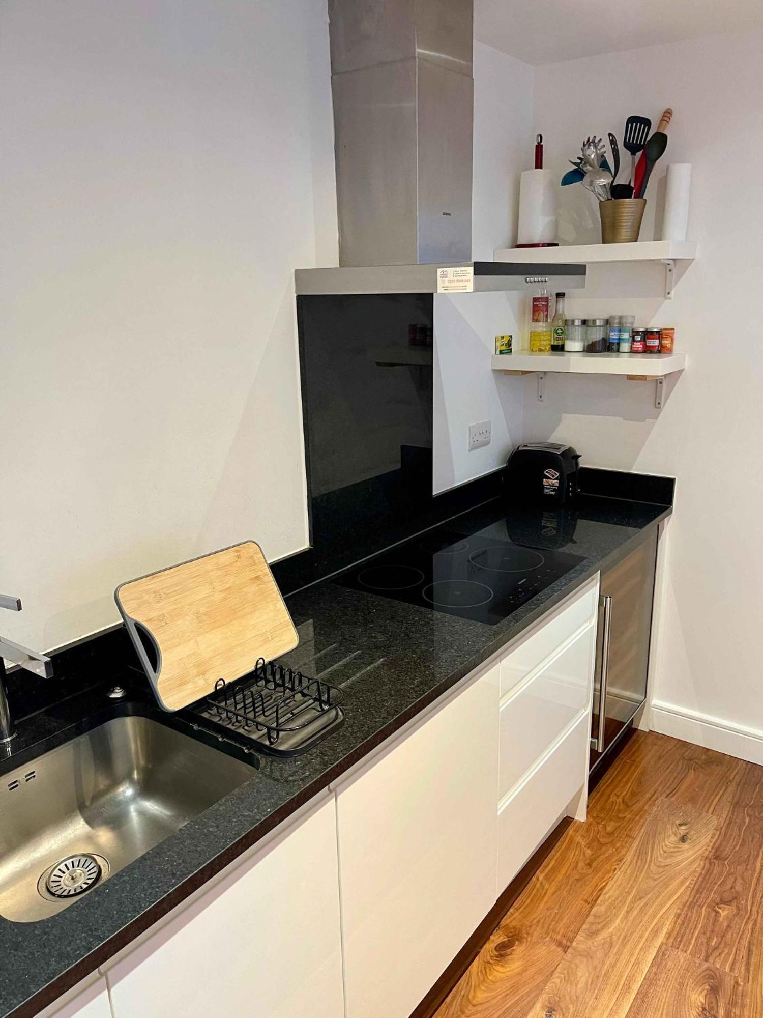 1 Bedrooom Flat Located Angel Zone 1 Appartamento Londra